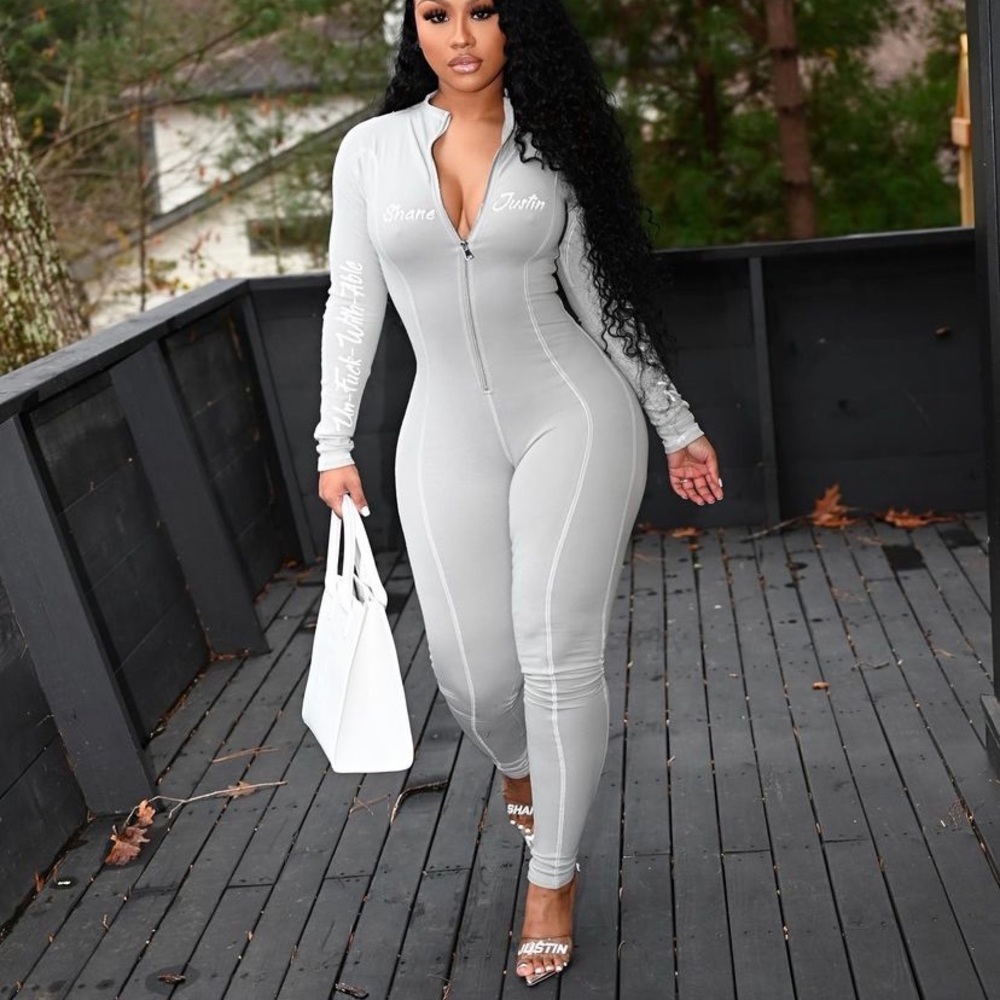 Gray (Un-fuck-wit-able) jumpsuit🤍 (Worn once)